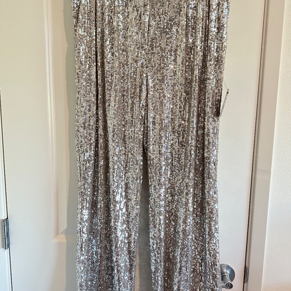 High Waisted Sequin Pleated Cropped Trouser - Picture 4 of 8